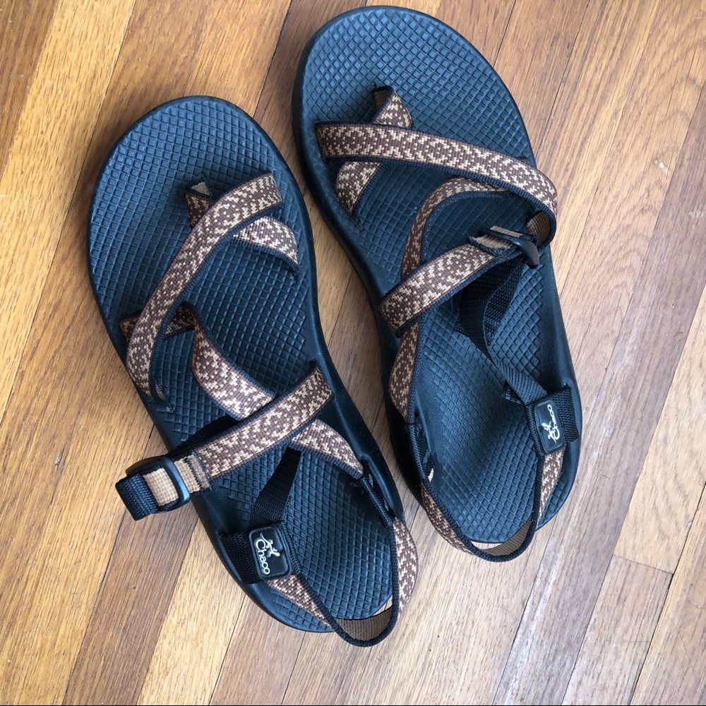 Men’s Chacos (minimal wearing)